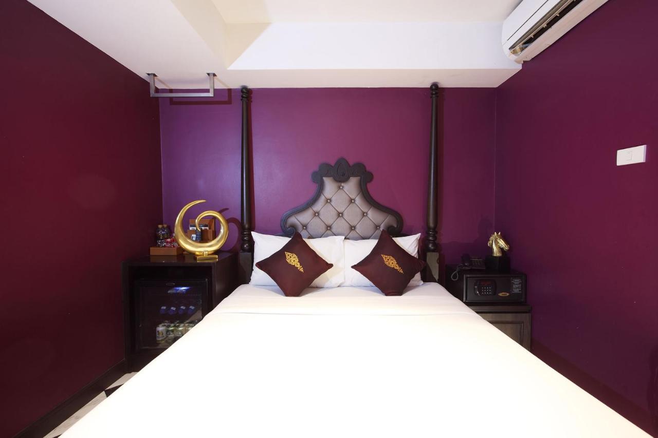 Violet Tower at Khaosan Palace Bangkok Bagian luar foto